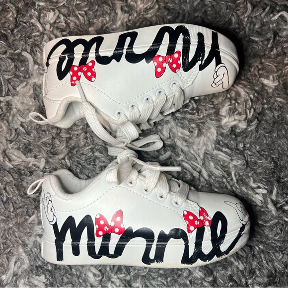 Disney Other - Adorable Disney Minnie Mouse Casual Sneakers Kids/Girls Size 11